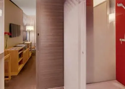 Agora Swiss Night By Fassbind Otel 4*