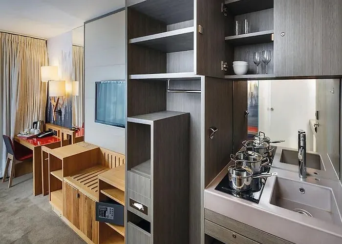 酒店 Agora Swiss Night By Fassbind